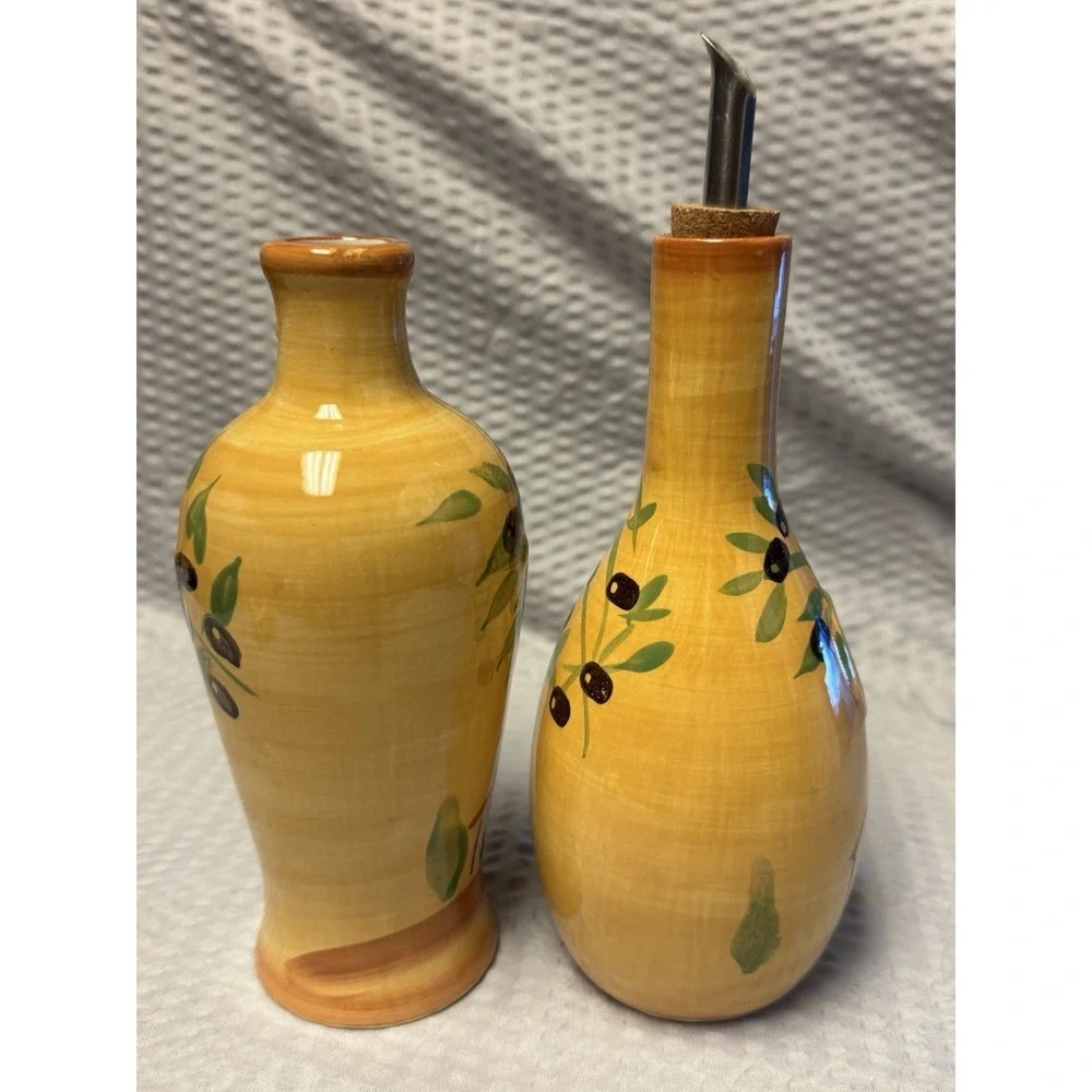 Vintage Pfaltzgraff Olive Grove Oil & Vinegar Jars w/drizzle‎ Spout RARE